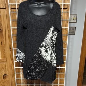 Papillon Blanc Charcoal and White Patterned Long Sleeve Dress